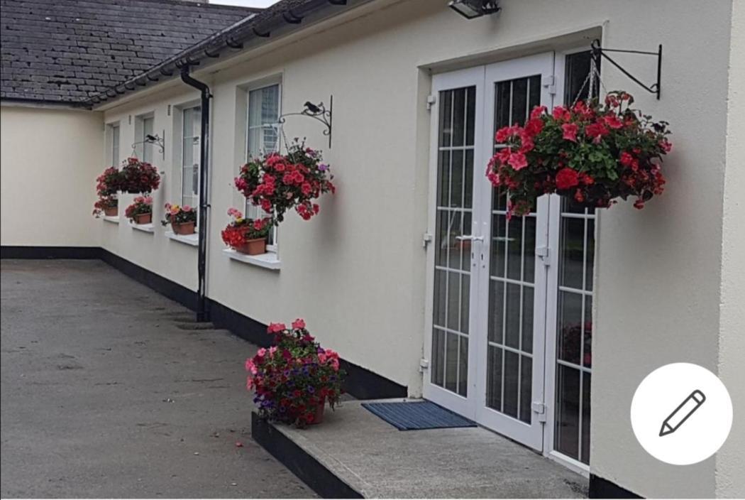 Mullaghbeag Lodge ナヴァン エクステリア 写真