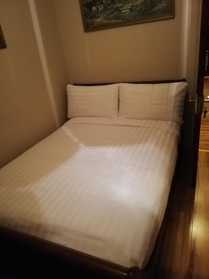 Mullaghbeag Lodge ナヴァン エクステリア 写真